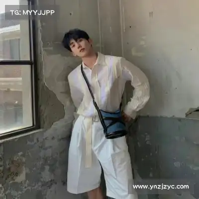 强燕颖